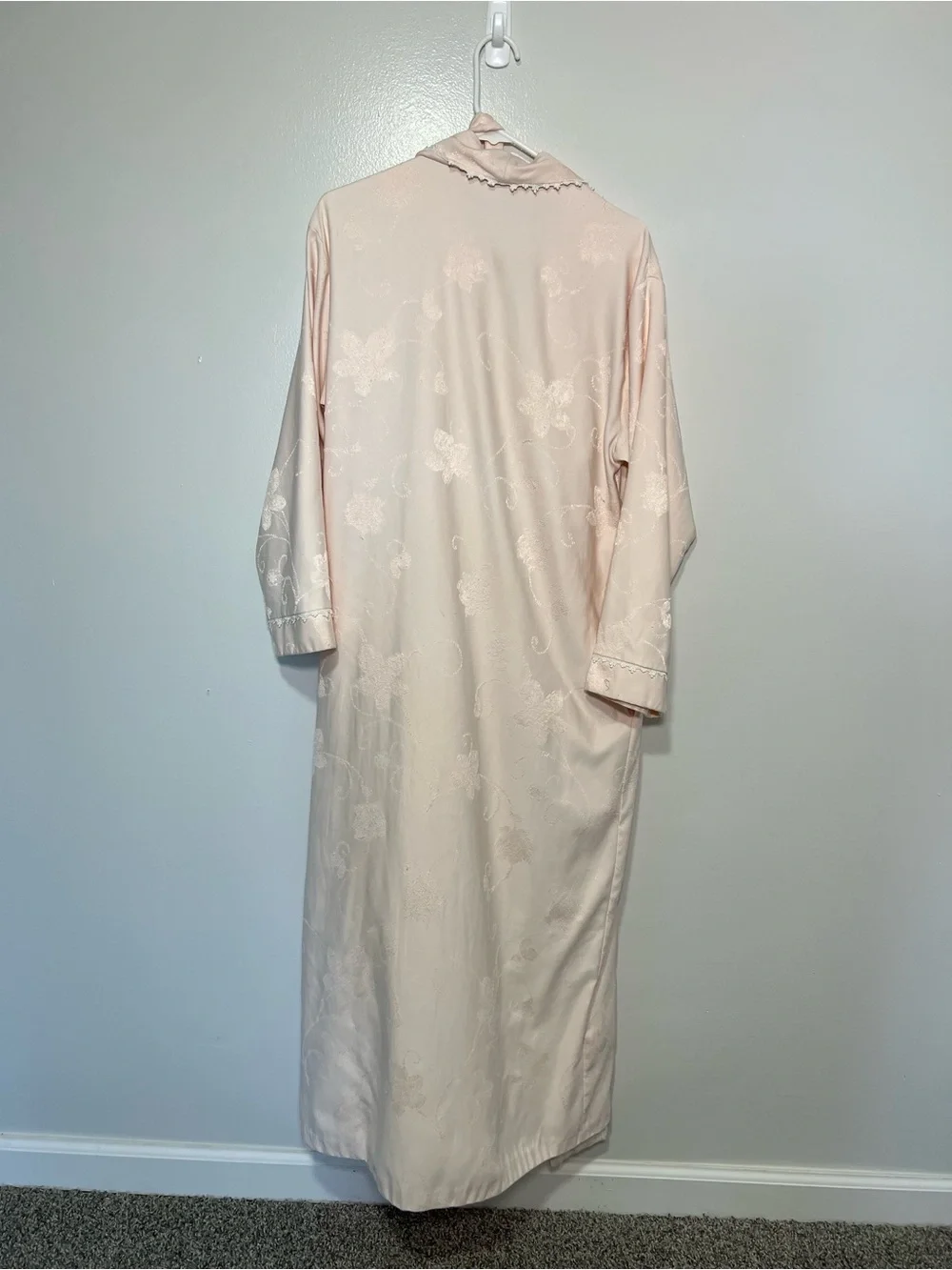 Oscar De La Renta Robe - Picture 4 of 5